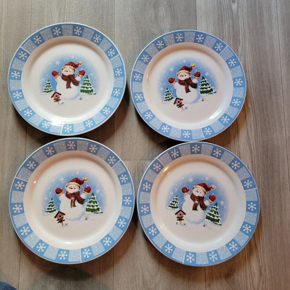 4 Merry Brite Dinner Plates In A Snowman, Snowflakes & Birdhouse Design